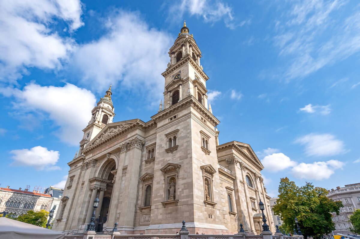 תוכי איסים - הונגריה 